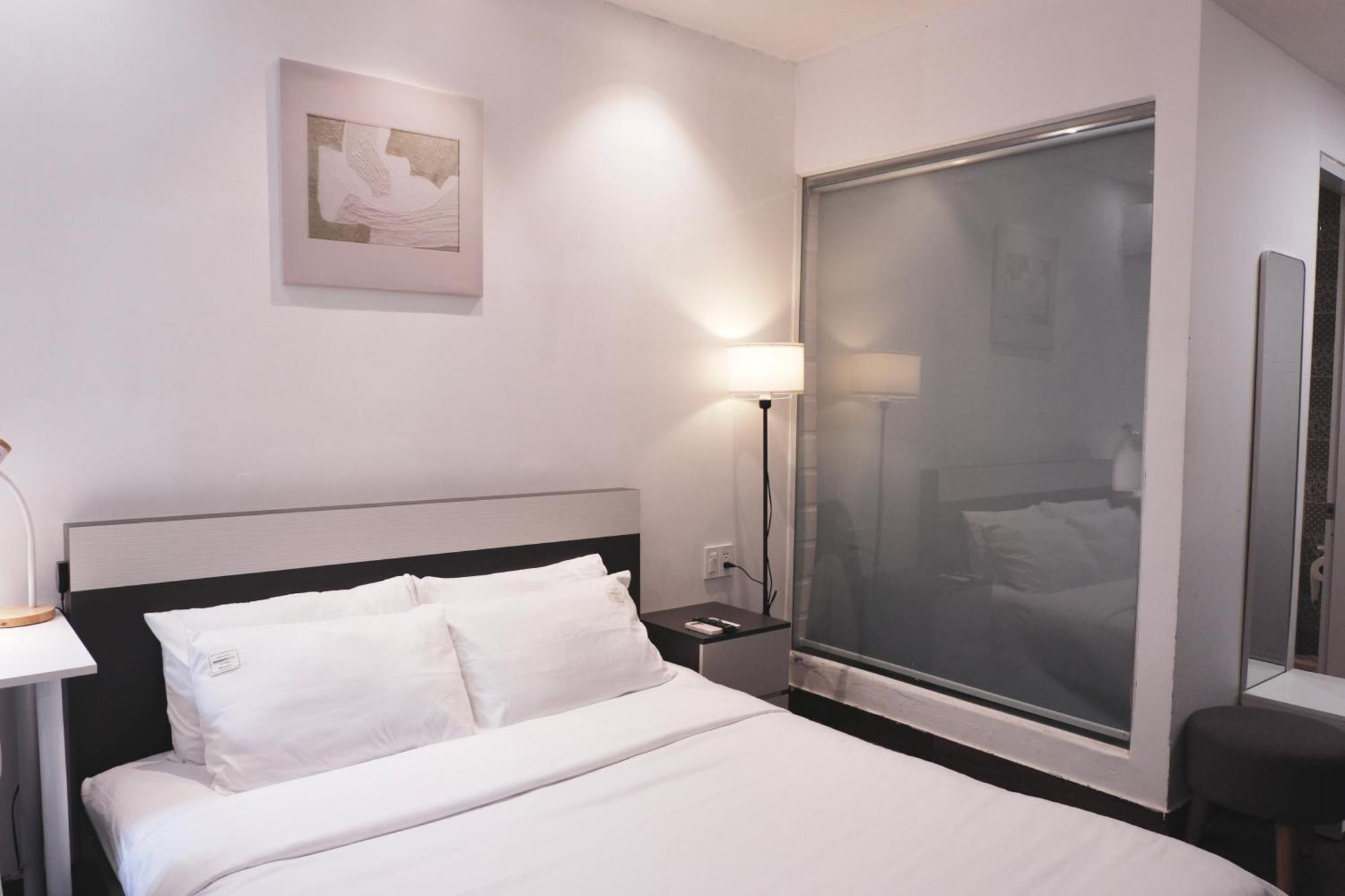 Апартаменты Cozy Minimalist Near Bui Vien Walking Street, District 1
